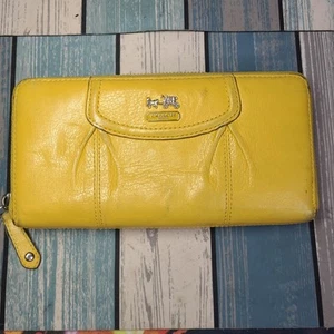 Coach Bright Summer Yellow Mustard Leather 3/4 Zippered Wallet LOT OF LIFE LIFE! - Picture 1 of 10