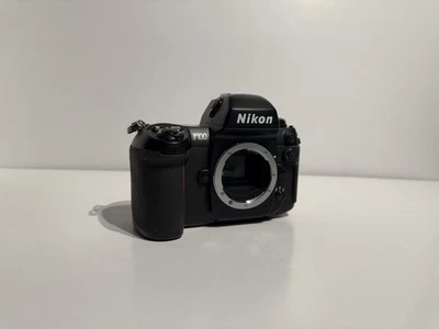 *AS-IS* Nikon F100 35mm Camera - Body Only - UNTESTED Foto 1 de 4