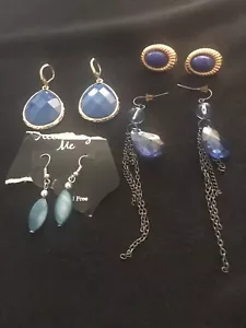 2 blue pierced earrings, one pair new and one pair used - Picture 1 of 5