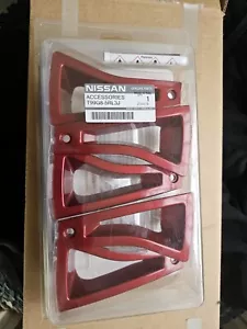 OEM Genuine Nissan Wheel Inserts T99G8-5RL13J. 5 Inserts New Old Stock - Picture 1 of 2