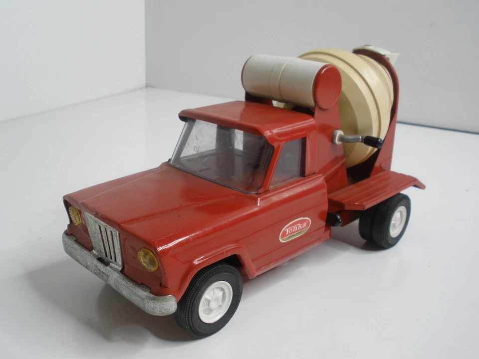 Mezclador de cemento Tonka Jeep 9" acero prensado #52110 rojo años 60 Foto 1 de 4