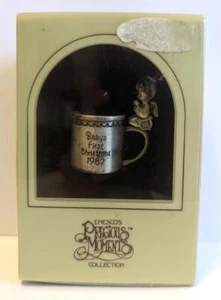 Precious Moments Zinn Junge Engel betend Babys 1. Weihnachten JY227 versilbert - Bild 1 von 2