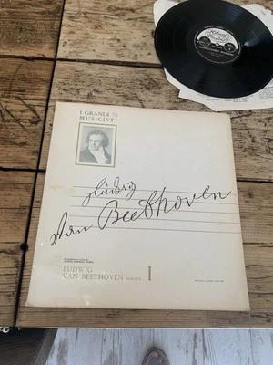 Beethoven sonate 1 Grandi Musicisti Fabbri n.78 plays nicely 2x 10” vinyl LP - Image 1 of 4