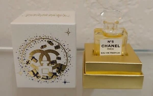 No. 5 - Luxury Box - EDP 1.5 ML by CHANEL - Picture 1 of 1