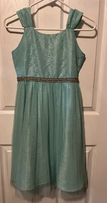Rare Editions Girl's Sleeveless Green Laced Jeweled Waisted Dress Size 16 - Image 1 of 4