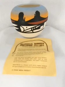 Vintage Naatsilid Navajo Desert Rainbow Vase Cedar Mesa Hand Painted Pottery 2.5 - Picture 1 of 9
