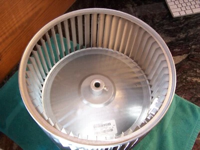 Rueda sopladora Carrier OEM LA22ZA118 LA22RA103 11-10 DD 0,50 CW CV jaula ardilla Foto 1 de 3