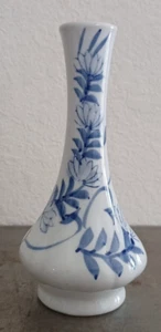 Blue And White Porcelain Bud Vase 6" Tall - Picture 1 of 12