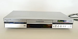 Grabadora de video DVD Panasonic DMR-E60 con manual SIN control remoto NO PROBADA - Imagen 1 de 8
