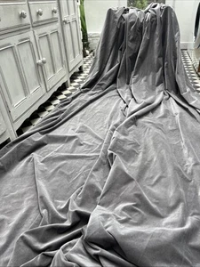 Cortinas de terciopelo de algodón Ikea Sanela, gris 140 cm de ancho x 300 cm de largo (dos pares a la venta) - Imagen 1 de 21