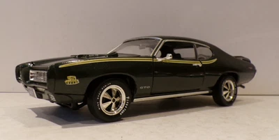 ERTL 1969 GTO 'THE JUDGE' DARK GREEN EXCELLENT UNBOXED 1:18 - Imagem 1 de 4
