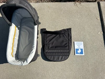 Berço preto Graco Modes - Imagem 1 de 4