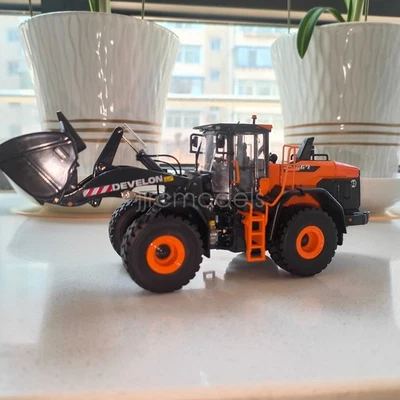 For 1/50 Scale DEVELON DL867 Wheel Loader Diecast Model Toy Gifts Collection - Image 1 of 4