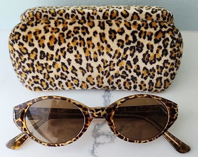 Gafas de sol Ellen Tracy hechas en Italia marco de leopardo con estuche rígido a juego Foto 1 de 4