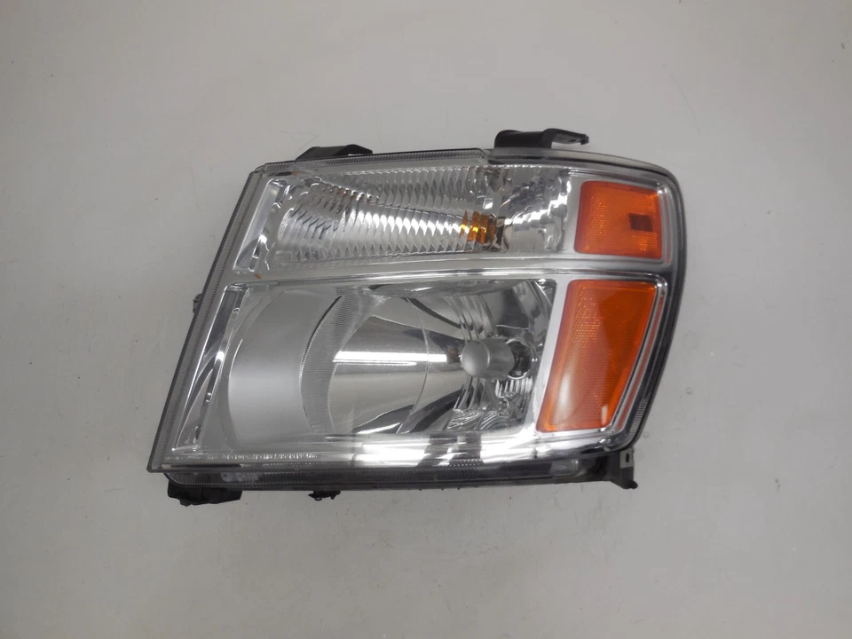 Faro delantero izquierdo conductor Nissan NV1500 NV2500 NV3500 2012-2019 N5 Foto 1 de 4