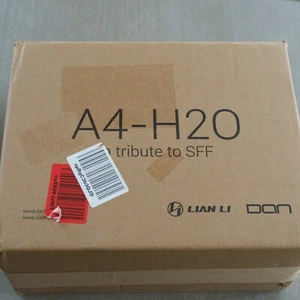 Lian Li A4-H2O Mini-ITX Mini-Tower Computer Case - Silver, LianLi ITX Case - Afbeelding 1 van 6