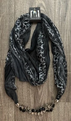 Hermosa bufanda con estampado de leopardo negro nueva con etiquetas Foto 1 de 4
