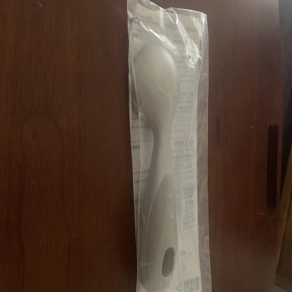 Pampered Chef 100264 Ice Cream Scoop