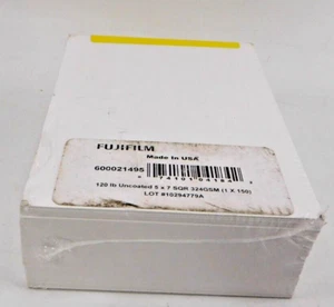 FUJIFILM Uncoated 5x7 SQR 324GSM 1x150 Scalloped Card  Photo Stock Picture - Picture 1 of 3