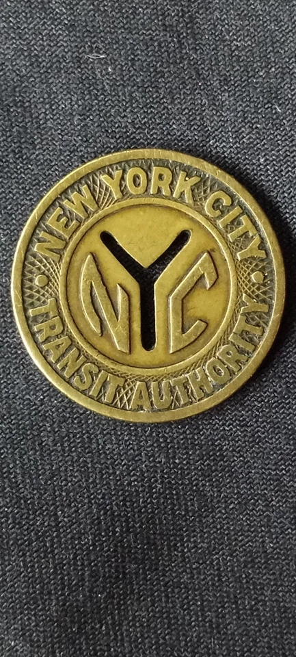 Fichas de tránsito de Nueva York 16 mm Foto 1 de 1