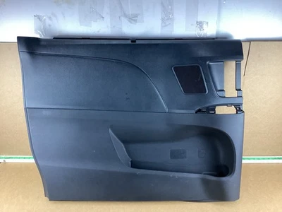 2015-2017 Toyota Sienna Rear Left Side Interior Door Trim Panel 67690-08250 OEM Foto 1 de 4