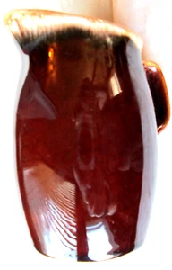 HULL "OVEN PROOF" CERAMIC BROWN/TAN CREAMER, 4 1/2" X 4", NO CHIPSOR CRACKS USED - Bild 1 von 4