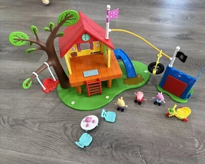 Peppa Pig’s Treehouse & George Fort Árbol de Luz y Sonido - Juego 99% Completo Foto 1 de 4