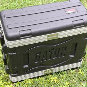 Gator GR-4S Standard Shallow Mini Rack Case USATO BUONE condizioni eq enclosure - Foto 1 di 4