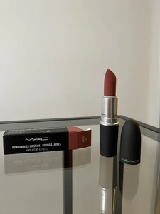 Mac Powder Kiss Lipstick Nr. 316 Devoted to Chili - Bild 1 von 5