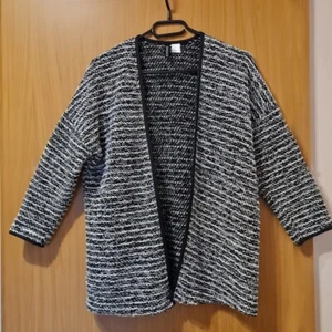 Damen Strickjacke Jäckchen von H&M Überziehjacke Gr. S Jacke 3/4 Arm - Bild 1 von 2