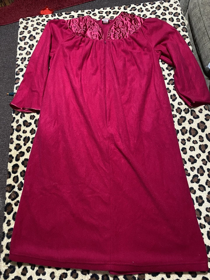 EDICIONES BÁSICAS Para Mujer Talla Mediana Bata Vestido de Salón Vestido de Casa Magenta Foto 1 de 4