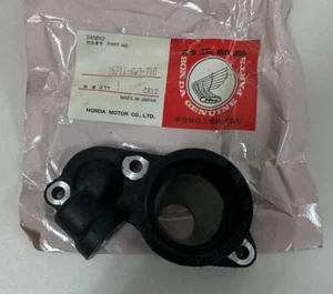 HONDA NX250 DOMINATOR 1988-1990 CARBURATOR INSULATOR # 16211-KW3-710 OEM (627)RI - Picture 1 of 5