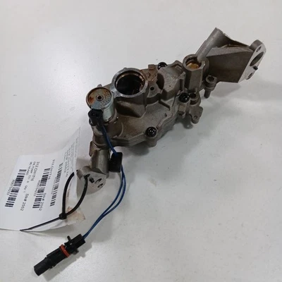 Chrysler 300 3.6 Engine Oil Pump  2015 2016 2017 2018 2019 - Image 1 of 4