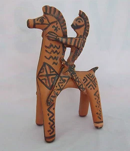 Figura de caballo rara GRIEGA cerámica guerrero jinete estatua artista firmada 900 aC - Imagen 1 de 8