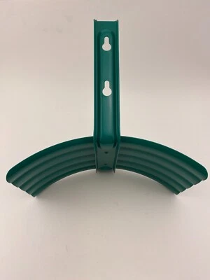 Colgador de manguera de acero Gilmour 881154-1001, verde, tiene capacidad para 100 pies de manguera Foto 1 de 4