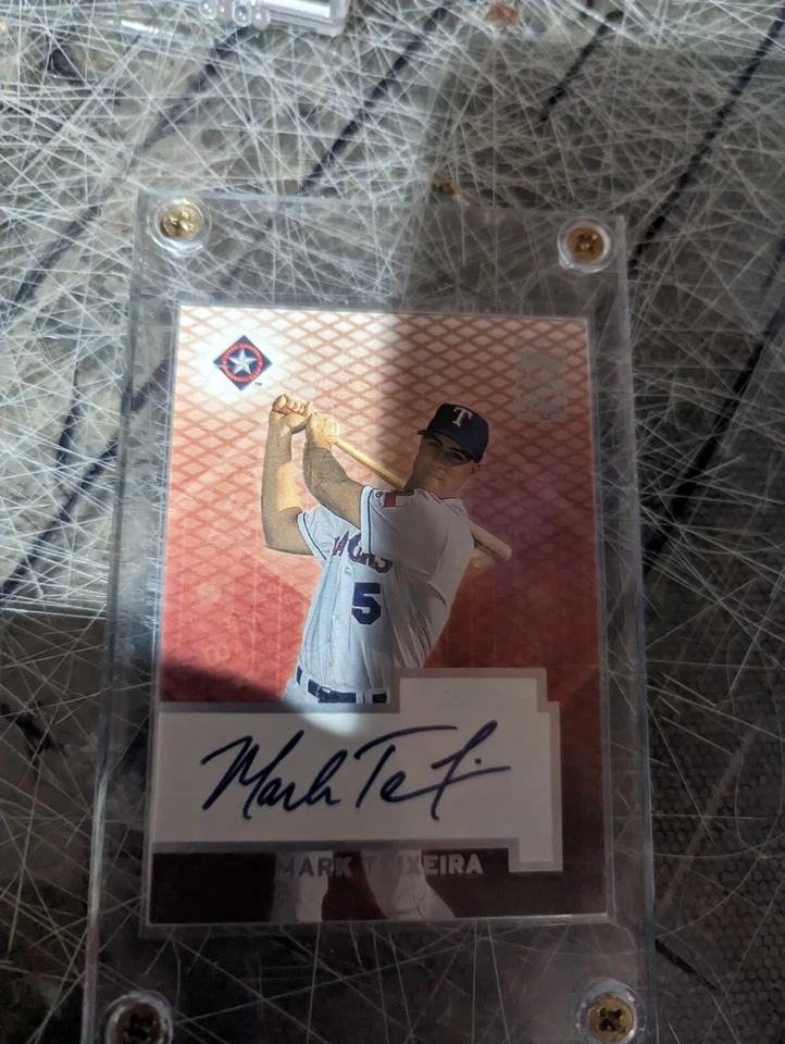 2003 TOPPS Certified Issue MARK TEIXEIRA  Auto #TA-MTE On Card Auto Rangers - Image 1 of 3