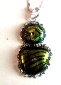 COLGANTE DE PIEDRAS PRECIOSAS DE VIDRIO DICROICO DE LUJO FUERA DE ÁFRICA NEGRO Y DORADO - Imagen 1 de 3
