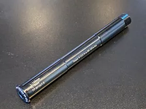 Rockshox Maxle Compatible Non Boost 15mm x 100mm Bolt Thru Axle - Picture 1 of 6