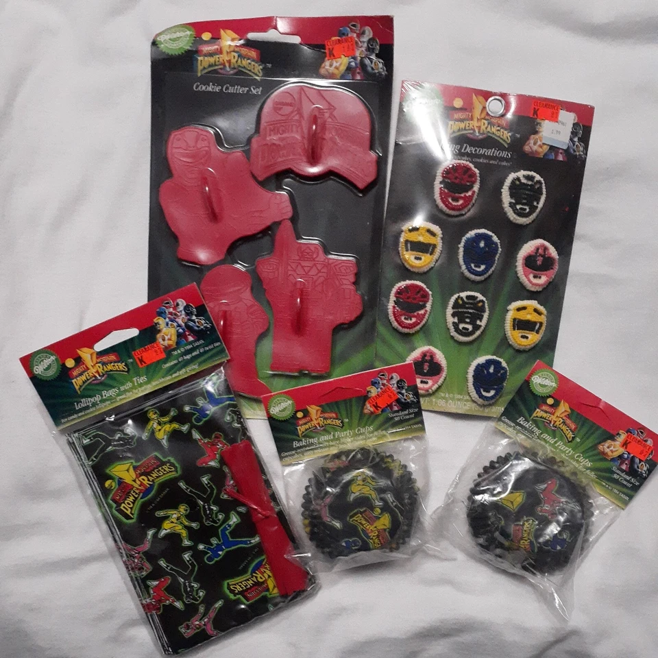 Lote de cosas de fiesta Mighty Morphin Power Rangers 1994 de colección NUEVO sin usar, en caja LOCO RARO  Foto 1 de 4
