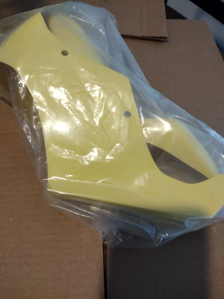 Rc MOTORCYCLE custom YELLOW color  Fairing set , THUNDER TIGER, NUOVA FAOR - Image 1 of 3