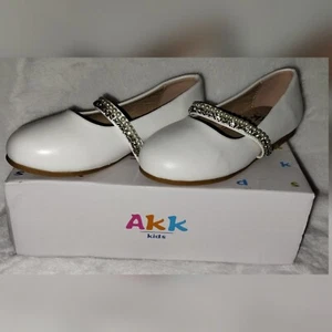 Little Girl Shoes - Picture 1 of 1
