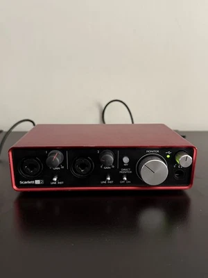 Focusrite Scarlett 2i2 (2nd Gen) USB Audio Interface Studio Recording - Image 1 of 3