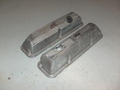 Ford Mustang Shelby 1969 1970 aletas aluminio 428 CJ par de cubiertas de válvula C9ZE-6583 Foto 1 de 4