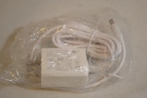 Sunshine AC/DC Adapter XSC-1501000S (WHITE) - Picture 1 of 3