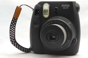 @Cámara SakuraDo @¡Casi como nueva! @ Cámara instantánea Fujifilm Instax Mini 8 negra - Imagen 1 de 12