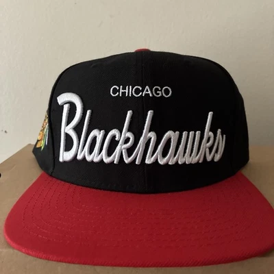 Gorra Chicago Blackhawks Snapback New Era negra/roja usada una vez Foto 1 de 4