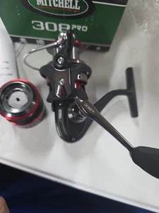 CARRETE GIRATORIO MITCHELL 308 10 rodamientos de bolas nuevo en caja como nuevo - Imagen 1 de 5