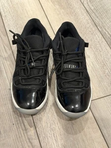 Nike Air Jordan Retro 11 Low PS Space Jam Schwarz Schuhe Größe 2Y FV5116-004 Sneaker - Bild 1 von 6