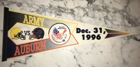 AUBURN 1996 INDEPENDENCE BOWL PENNANT Cover