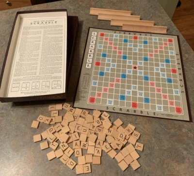 VINTAGE Scrabble Board Game 100% COMPLETE ALL TILES 1953 Selchow & Righter - Image 1 of 4